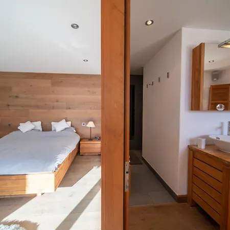 5br Iconic Chalet